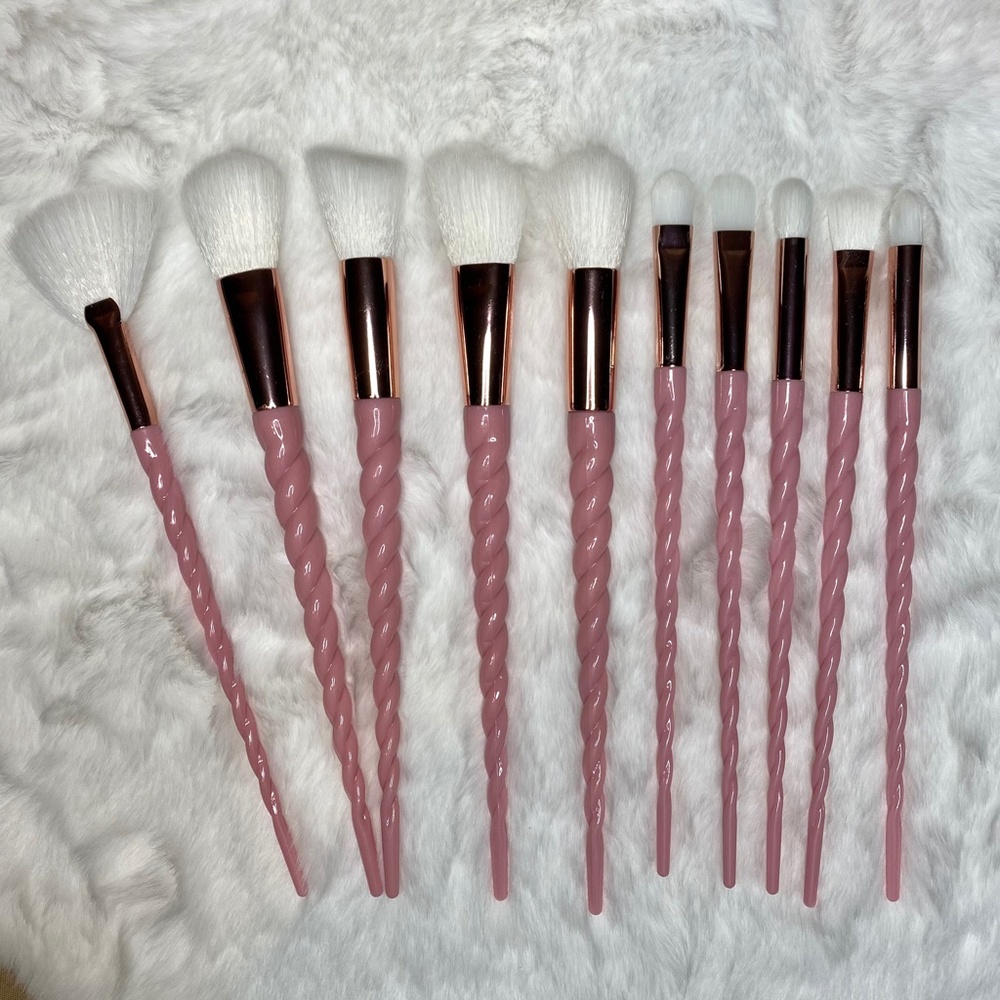 10 Pc Spiral Face and Eye Brush Set